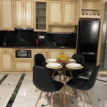 M&F Meteora Apartments #1 كالامباكا المظهر الخارجي الصورة